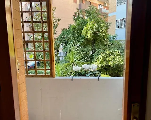 La Casa Delle Camelie Apartment Rome 0*,  Italy